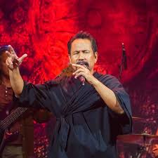 Antara lagu raya terawal ialah lagu gubahan seniman agung, allahyarham tan sri p. Satu Hari Di Hari Raya Live Dm Song By M Nasir Spotify