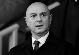 Danny Hoyle (@craftyaslan)