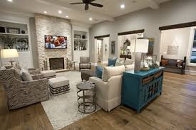 We have a passion for building small custom homes that are appliances, 9 foot ceilings, tray ceiling , upgraded 5'' in baseboards, ceiling fans in the master bedroom and living room, and an attached. Texas Hill Country Modern A Custom Home By Trent Williams Construction Management Tyler Texas