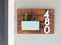 20 Modern And Creative Diy House Number Projects Home Design And Interior Hausnummer Zeichen Hausnummern Moderne Hausnummern Weitere ideen zu hausnummern moderne, hausnummernschild, hausnummern. pinterest
