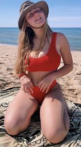 Marina Brooks - Free pics, galleries & more at Babepedia