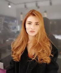 Gozlerimi Kapatsam Feride Hilal Akin