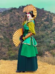 The green robes are generally the same, although the padding that usually covers them is absent, along with gloves and black and gold wristbands. Eugene Lee Yang On Twitter Only Justice Will Bring Peace Kyoshi Avatar Halloween