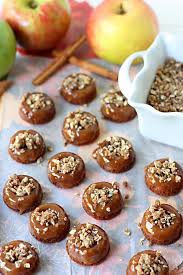 Mini Caramel Apple Crisp Donuts Too Cute And So Yummy Mini Caramel Apples Caramel Apples Caramel Apple Crisp
