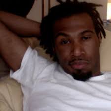 Listen to 07. 100 Bottles feat. Se7en (Prod by DJ Chuckie) by myid in Chris  Brown