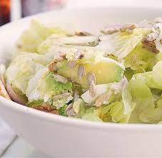 салат цезарь рецепт с курицей и сухариками и помидорами Salat Cezar S Kuricej I Avokado Recept Recept Salat Cezar S Kuricej Vkusnyashki Nacionalnaya Eda