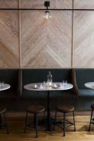 Wall Detailing At The The East Pole New York Herringbone Timber Frames Each Table Interer Banketnye Sideniya Vagonka