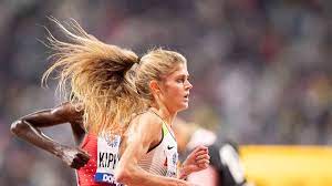 Kurz nach der ankunft im olympischen dorf in tokio ist sie. Olympia 2021 Konstanze Klosterhalfen Bei Hartetest Geschlagen