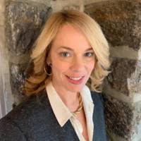 Michelle Mcdermott's Instagram, Twitter & Facebook