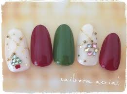 最新クリスマスネイル デザイン特集 絶対はずさない冬柄カタログ クリスマスネイル ホリデーネイル クリスマス セルフネイル