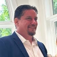 Daniel Blea's Instagram, Twitter & Facebook