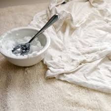Beyaz K Yafetlerdeki Sar Ter Lekeleri Nas L Kart L R Pratikbilgiler P Fnoktalar Hayatkolay Diy Deo Diy Deodo In 2020 Remove Sweat Stains Sweat Stains Cleaning Recipes