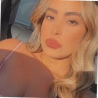 Neysha Figueroa's Instagram, Twitter & Facebook