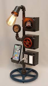 23 Steampunk Tower Lampe Avec Lumiere De Nuit De Climatisation Et De Prises Usb Smartphone Station Lampe Recyclee Meubles Steampunk Lampe Style Industriel