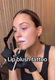 Läppigmentering hos PHAT SMP CLINIC med Cornelia25