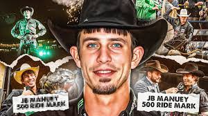 Polly Reich's Instagram, Twitter & Facebook