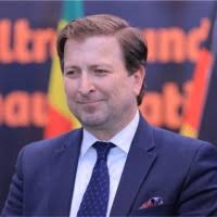 100+ "Daniel Frisch" profiles