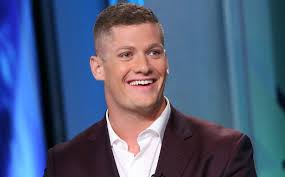 Nassib on monday, june 21, 2021, became the first active nfl player to come out as gay. Ahy Piudqshwbm