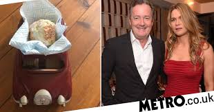 Piers has one child with his current wife, but with marion he has three sons. Dxx1p9fjbksuem