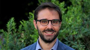 Ad Agorà Estate le proteste no vax, l'obbligo del green pass sui mezzi di  trasporto