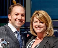 Gil Simmons and Renee DiNino to Co-Host VNA of South Central CT's  Nightingale Awards