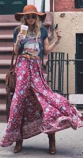 Graphic Tee Folk Maxi Skirt So Boho Summer Outfits Boho Outfits Boho Chic Outfits