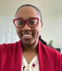 Cassandra Edwards's Instagram, Twitter & Facebook