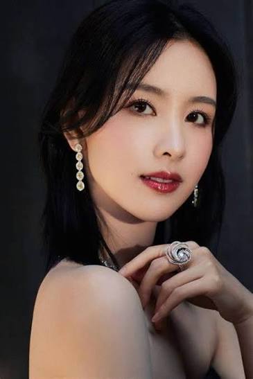Yang Yang & Chen Duling for "Kiss in the Wind"? 