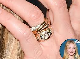 Cameron Diaz From Truly Unique Celebrity Engagement Rings This Large Band Was Given To In 2020 Celebrity Engagement Rings Best Engagement Rings Engagement Celebration