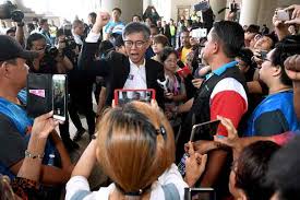 Pkr batu mp tian chua protested against the time limit and number of debaters to the election commissions redelineation report. Bidaan Tian Chua Cabar Spr Ditolak Utusan Borneo Online