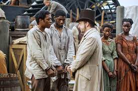 He is a free black man and a violin artist. 12 Years A Slave Der Oscar Kandidat Verhandelt Amerikas Vergangenheit