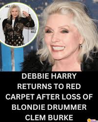 Back at it > https://dyr.ink/DebbieHarryRedCarpetLook
