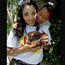 She is considered the fastest woman of all time based on the fact that the world records she set in 1988 for both the 100 m and 200 m still stand and have yet to be. Mary Ruth Joyner Flo Jo Black Beauties Black Goddess