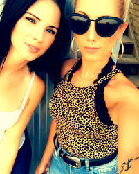 Tamara Davidson's Instagram, Twitter & Facebook