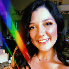 Amy Spraggins's Instagram, Twitter & Facebook