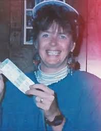 Cheryl Huff's Instagram, Twitter & Facebook