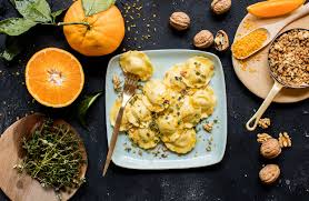 1,5 kg de tendron, flanchet de veau, 300 g de petits champignons de paris. Raviolis Au Fromage Avec Noix Zeste D Orange Et Thym Giovanni Rana