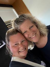 Sunday kids club was another group of amazing kids❤️. They so loved making  funnel cakes, cheeseburgers 🍔 sliders and their own snack mix! Lots of  laughs and silliness 🥳 Erica Cave Megan