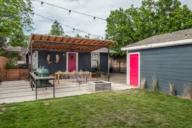 Pretty Houston Wood Patio Covers Contemporary Patio Outdoor Grill Black Siding Covered Concrete Firepit Rope Lighting Black Exterior