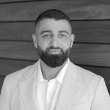 Andre Hacobian's Instagram, Twitter & Facebook