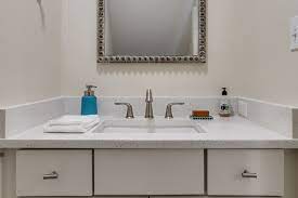 Open shelving or miles of cabinets? Beachwalk 5185 Coastline