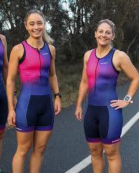 Trisuits and triathlon outfits innovation, comfort and style for optimal triathlon performance since 2003. Lit Kit Performance Triathlon Suit Front Zip Women Triathlon Gear