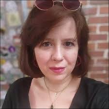 Abby Dolan's Instagram, Twitter & Facebook