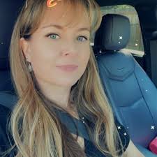 Tara Loo (@taraloo0210)