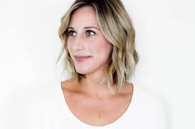 3 Ways To Use Texturizing Volume Spray Advice From A Twenty Something