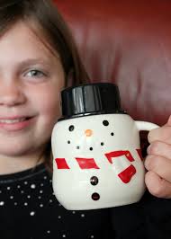 Momma says it's a hot chocolate kinda ob day. But den, momma lubs hot  chocolate…so it really might be any day😂🐾🐶❤️🎄 #chocothemachochihuahua  #choconation #chihuahualife #alabamachihuahua #chihuahuasoffacebook  #furbabylife #furbabylove ...