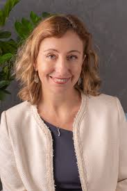 FIU Experts Ready to Discuss Cyber Monday Trends, Supply Chain Challenges,  and Holiday Shopping Insights