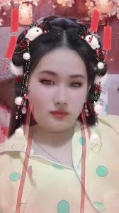 វីដេអូ​របស់ Sreyna Seng (@sreynaseng) ជាមួយ 贺新年