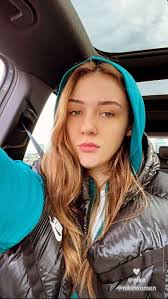 REBEKAH ALLICK x Kennedi Orr 💗 #GBR The girls showing off B1G hard wear!!  🥇 #GBR #Huskers #volleyballplayer