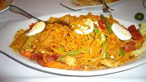 Traditional Filipino Foods For New Year S Eve Filipino Foods And Recipes Pancit Recipes Pancit Luglug Recipe